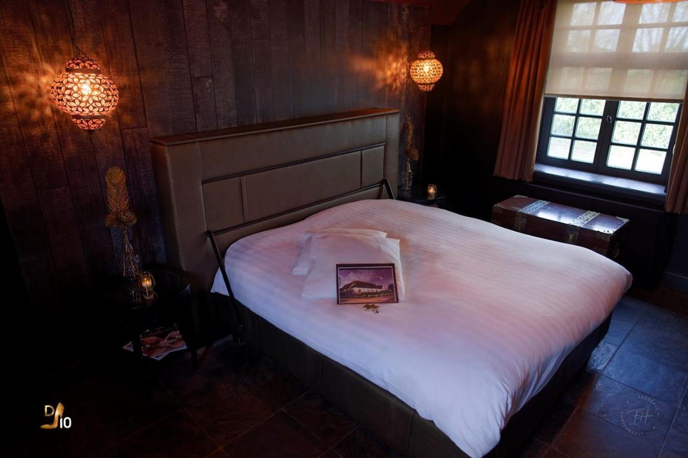 Domaine 10 Hotel Schore Bagian luar foto